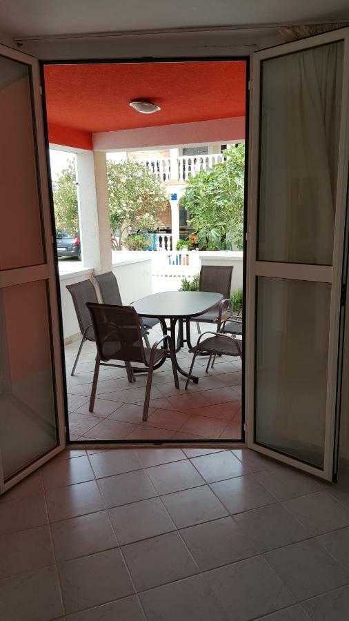 Appartement Haus Zarko à Vir Extérieur photo