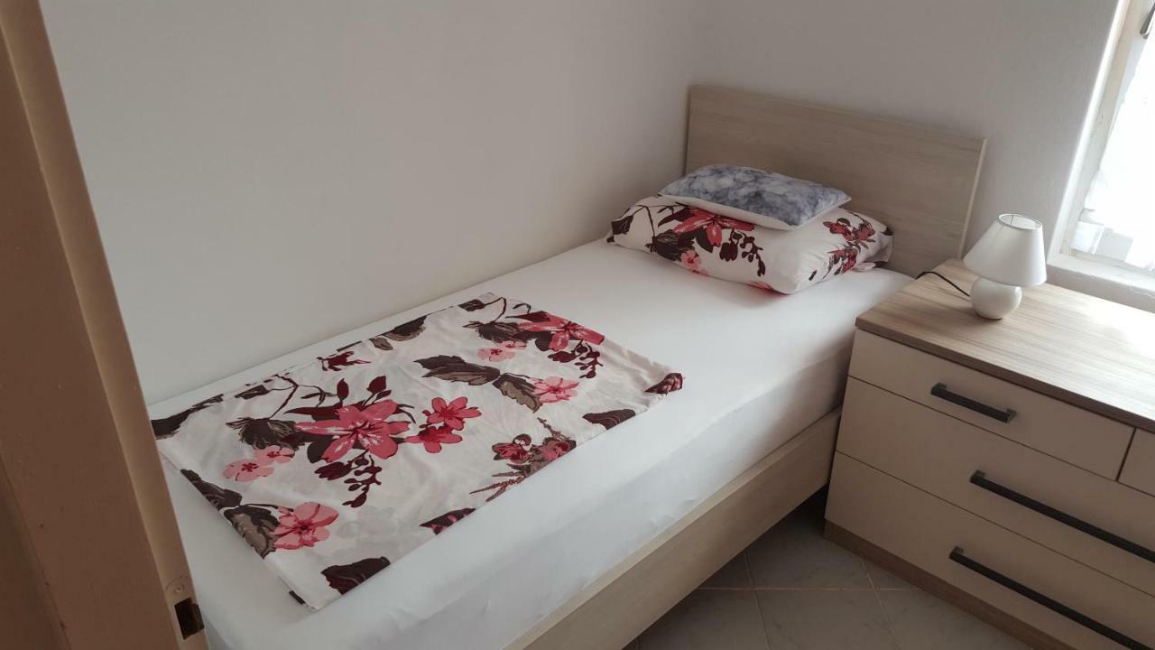 Appartement Haus Zarko à Vir Extérieur photo