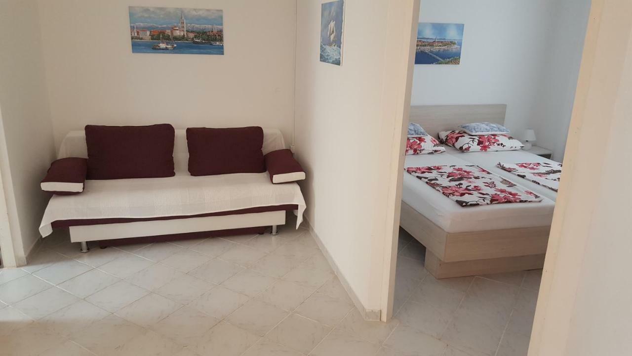 Appartement Haus Zarko à Vir Extérieur photo