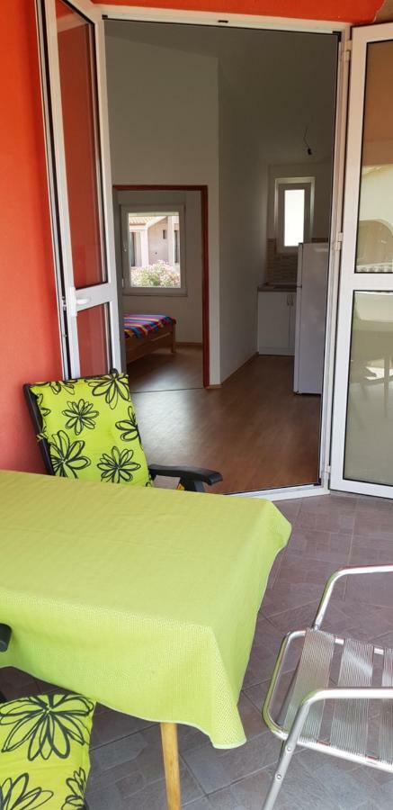 Appartement Haus Zarko à Vir Extérieur photo