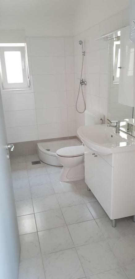 Appartement Haus Zarko à Vir Extérieur photo